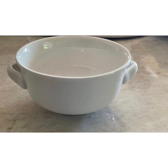 Villeroy & Boch white porcelain soup bowl double handles 4-1/4” - Picture 1 of 13